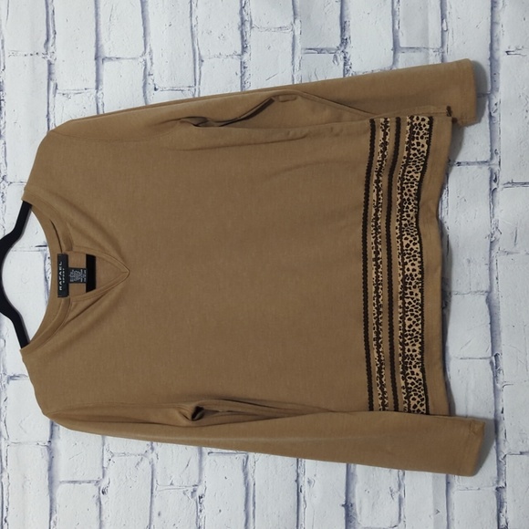 Rafael Sport Animal Print Top Shirt Women's Size Large - Picture 1 of 7